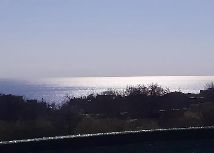 Sunshine Byala Нощувка със закуска (B & B) Бяла